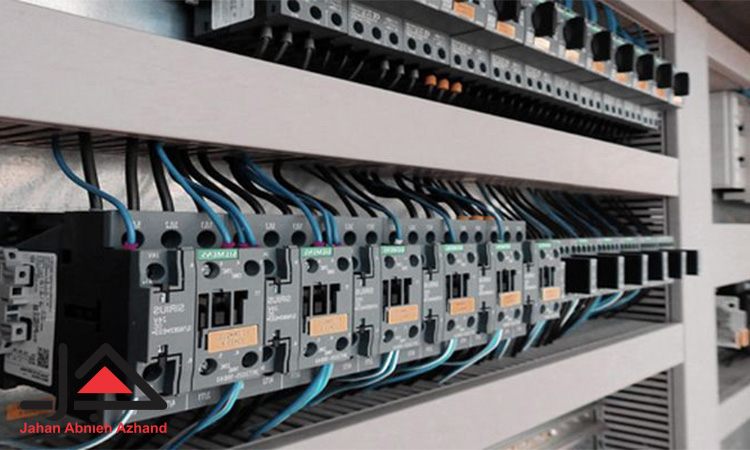 چرا انتخاب تابلو برق مناسب کلین روم برای ایمنی و کارایی ضروری است